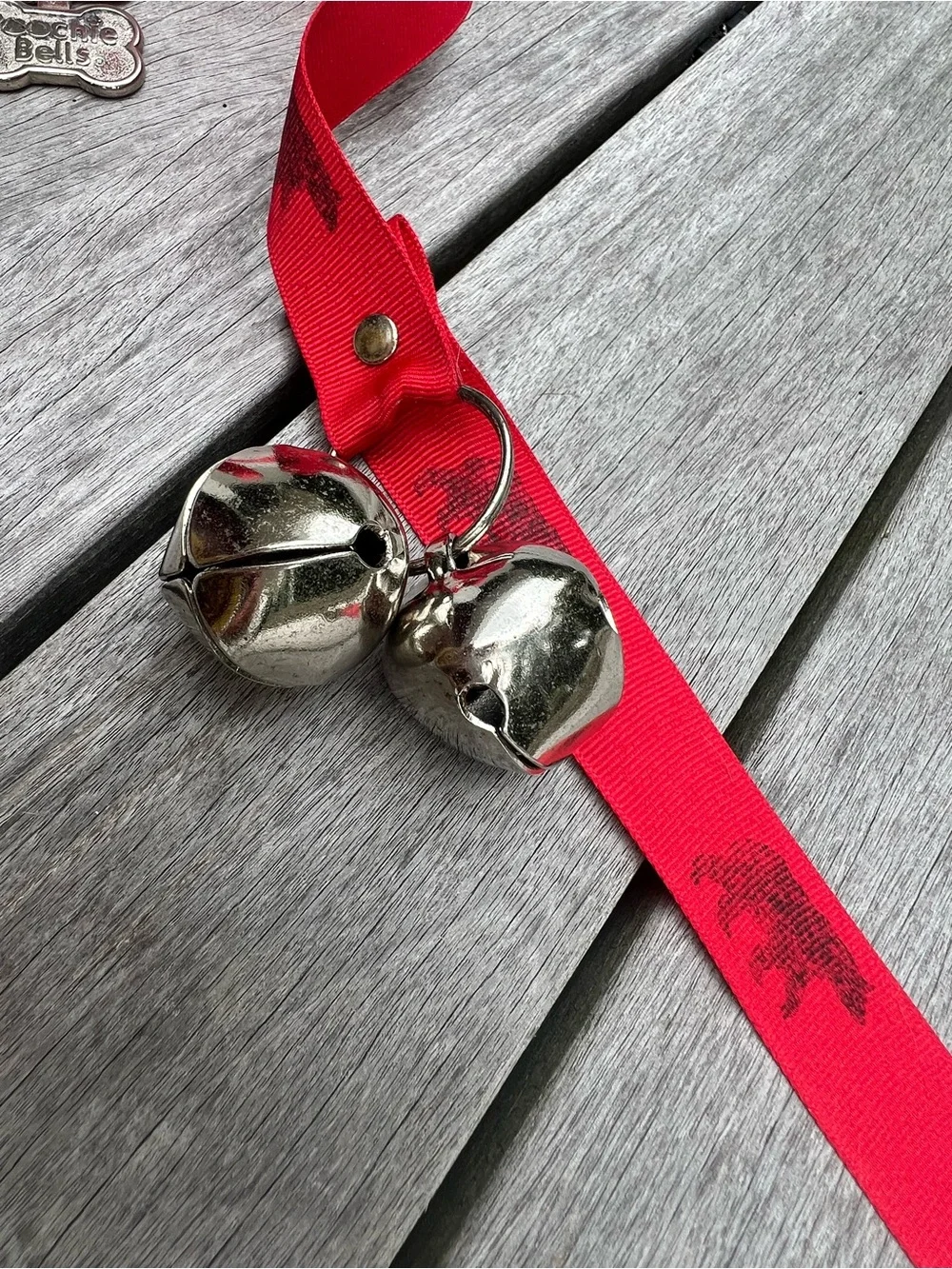 POOCHIE BELLS bright red